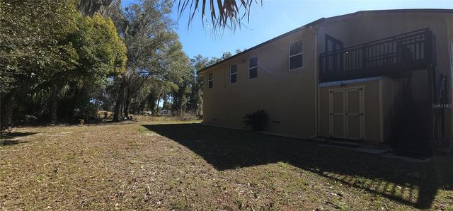 690 W LISBON PARKWAY, Deland, FL 32720