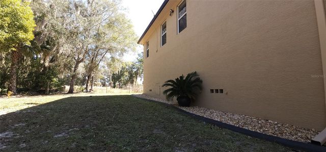 690 W LISBON PARKWAY, Deland, FL 32720