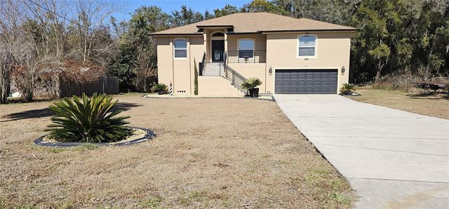 690 W LISBON PARKWAY, Deland, FL 32720