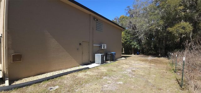 690 W LISBON PARKWAY, Deland, FL 32720