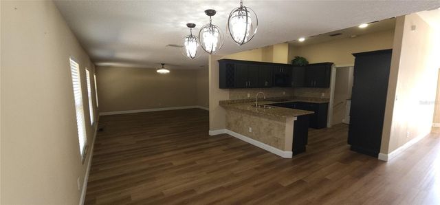 690 W LISBON PARKWAY, Deland, FL 32720