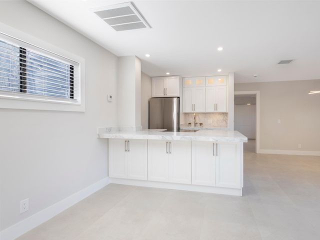 7 Crossings Circle H, Boynton Beach, FL 33435