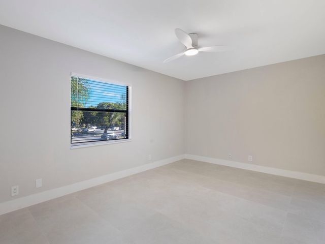 7 Crossings Circle H, Boynton Beach, FL 33435