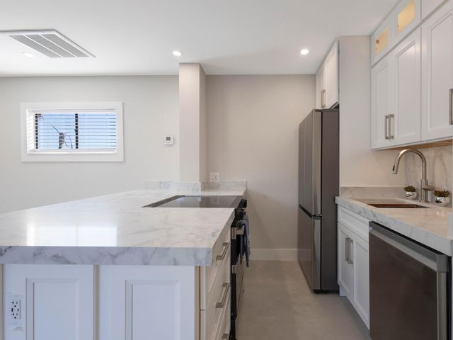 7 Crossings Circle H, Boynton Beach, FL 33435