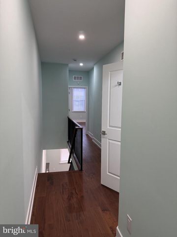1321 W LOUDON ST, Philadelphia, PA 19141