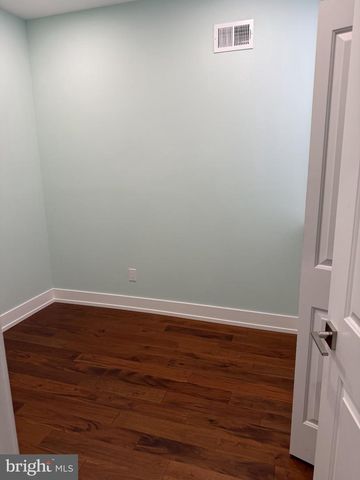 1321 W LOUDON ST, Philadelphia, PA 19141