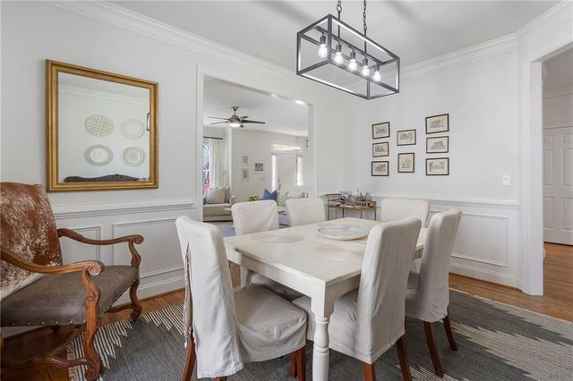 2137 Adams Overlook NW, Atlanta, GA 30318