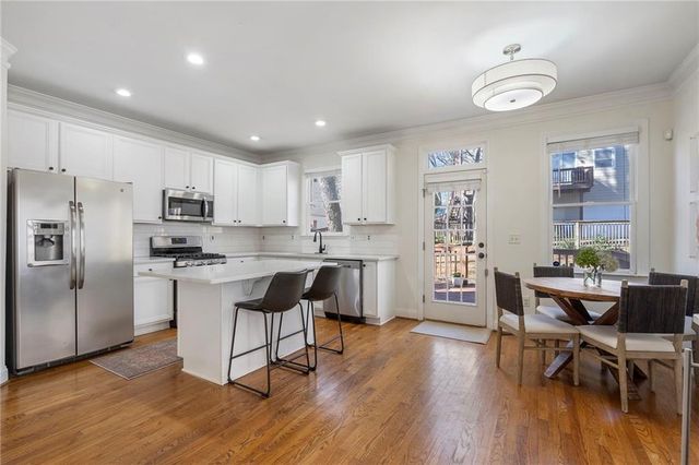 2137 Adams Overlook NW, Atlanta, GA 30318