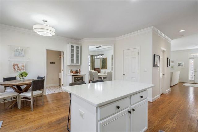 2137 Adams Overlook NW, Atlanta, GA 30318