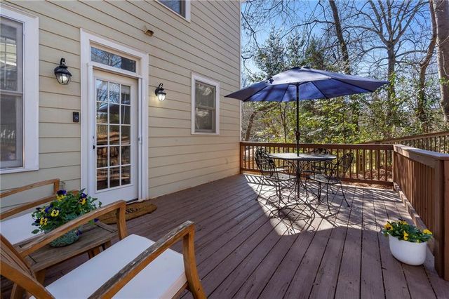 2137 Adams Overlook NW, Atlanta, GA 30318