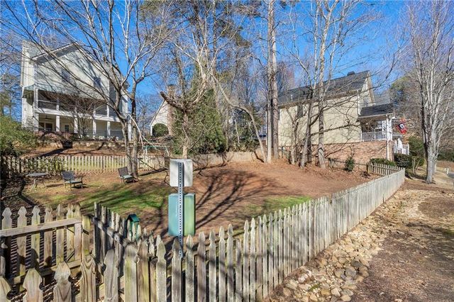 2137 Adams Overlook NW, Atlanta, GA 30318