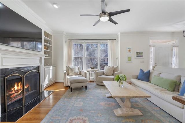 2137 Adams Overlook NW, Atlanta, GA 30318