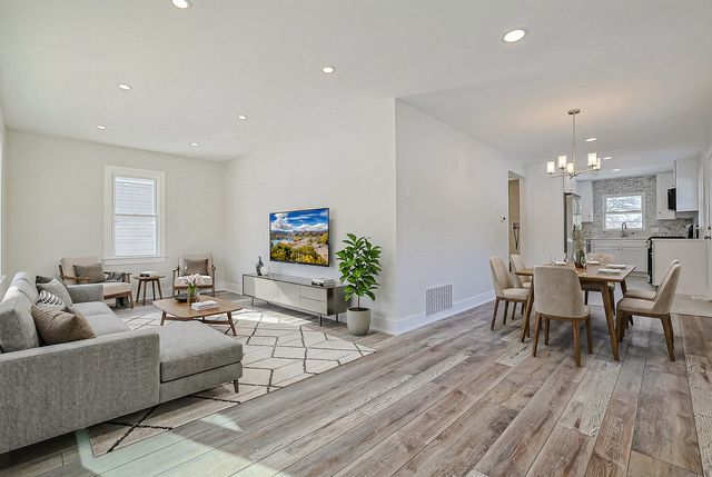 3011 Michael Street, Wonder Lake, IL 60097