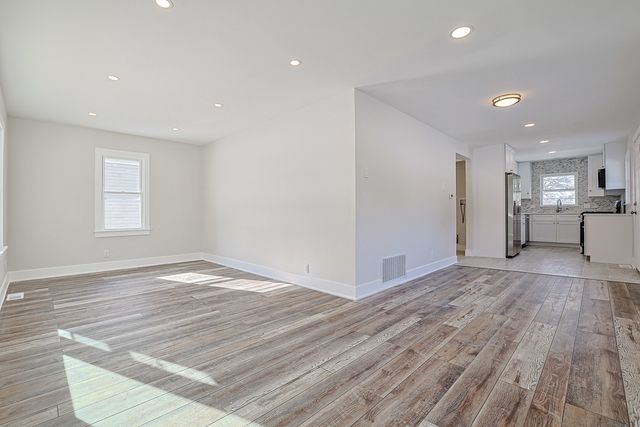 3011 Michael Street, Wonder Lake, IL 60097