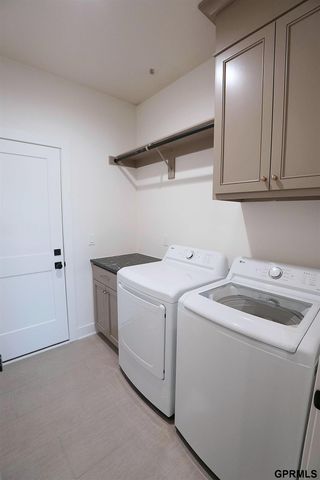 18104 Cooper Street, Gretna, NE 68028