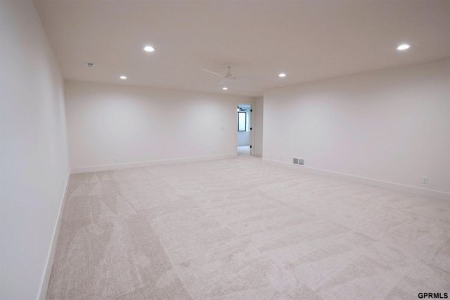 18104 Cooper Street, Gretna, NE 68028