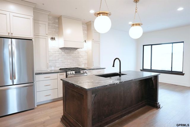 18104 Cooper Street, Gretna, NE 68028