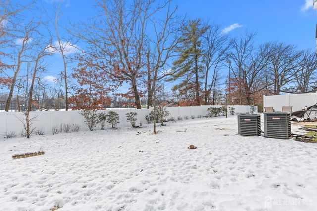 228 Park Lane, Dunellen, NJ 08812