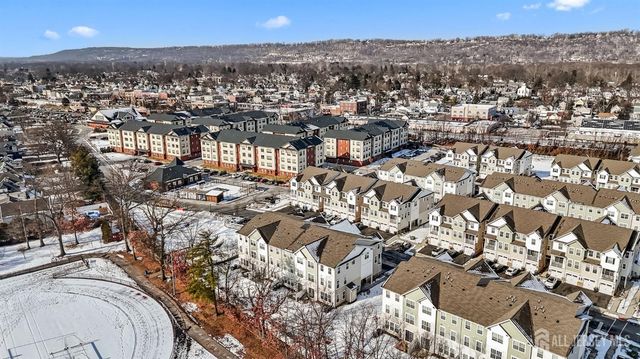 228 Park Lane, Dunellen, NJ 08812