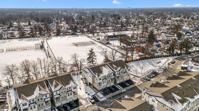 228 Park Lane, Dunellen, NJ 08812