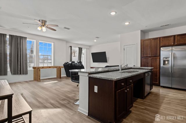 228 Park Lane, Dunellen, NJ 08812