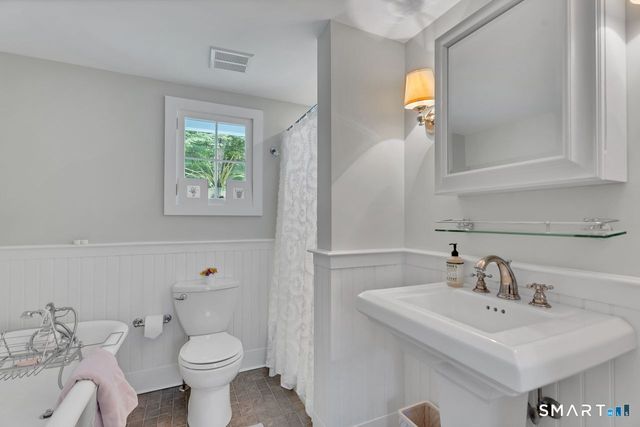 2 Timms Hill Road, Haddam, CT 06438