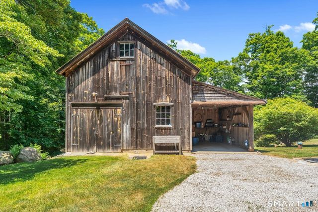 2 Timms Hill Road, Haddam, CT 06438