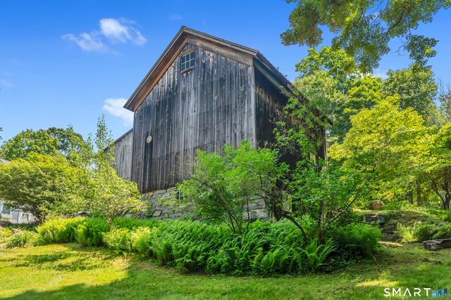 2 Timms Hill Road, Haddam, CT 06438