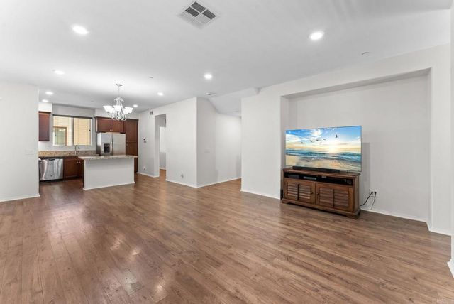 2770 Sparta Rd 14, Chula Vista, CA 91915