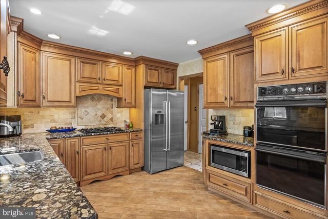 15 HIGHBRIDGE BLVD, Medford, NJ 08055