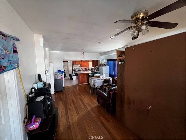 910 E 19th, Long Beach, CA 90806