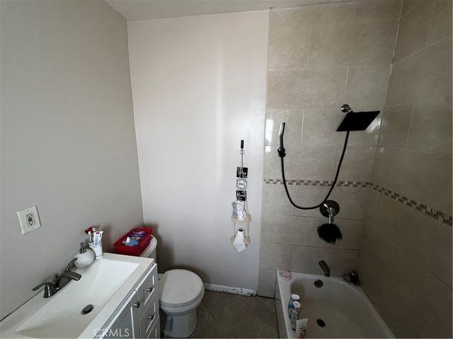 910 E 19th, Long Beach, CA 90806