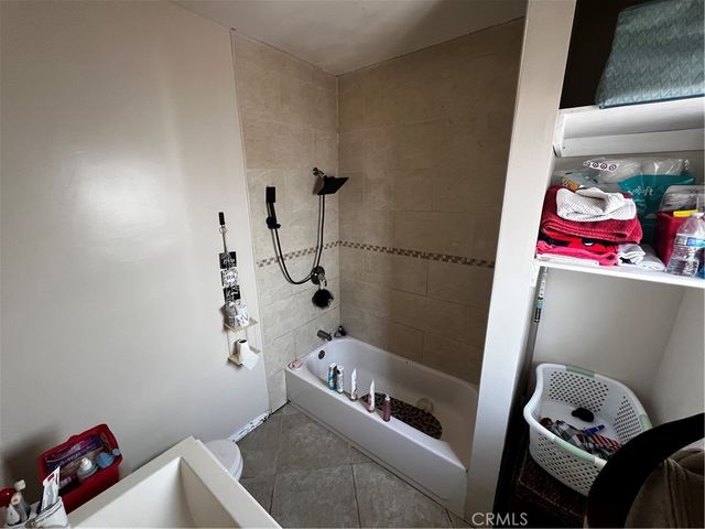 910 E 19th, Long Beach, CA 90806