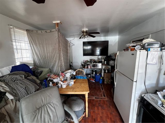 910 E 19th, Long Beach, CA 90806