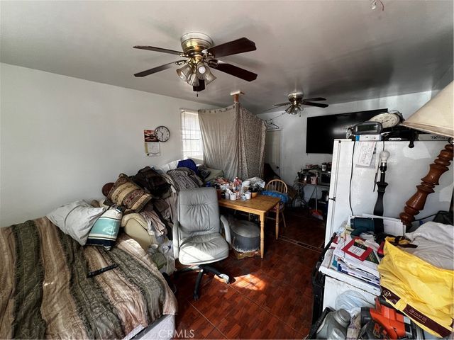 910 E 19th, Long Beach, CA 90806