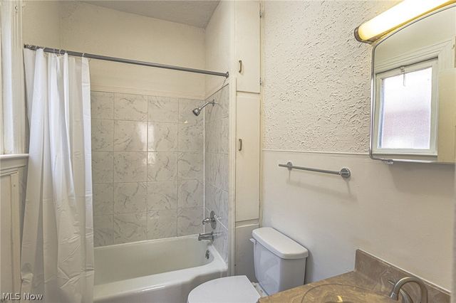 645 Columbia Avenue, Parkersburg, WV 26101