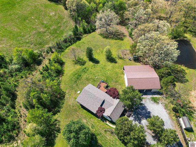 883 Litttle Bear Highway, Gilbertsville, KY 42044