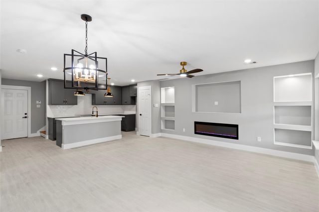 6723 Cohn Street, Houston, TX 77091