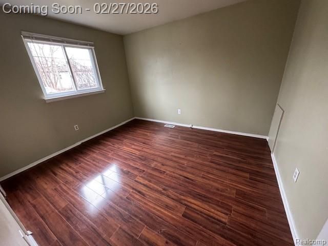 2010 GUTHRIE Avenue, Royal Oak, MI 48067