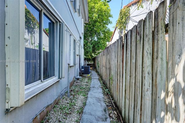 7610 Dickens Avenue, Miami Beach, FL 33141