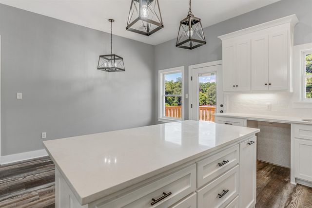 19 Mountain Grove, Greenbrier, AR 72058