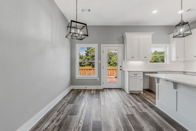 19 Mountain Grove, Greenbrier, AR 72058