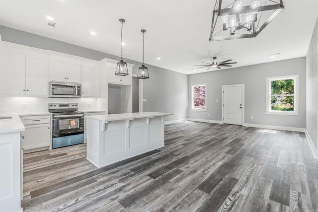 19 Mountain Grove, Greenbrier, AR 72058