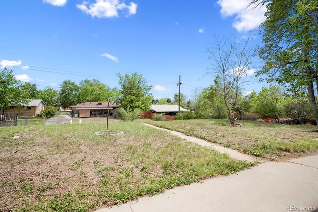 480 S Lewis Street, Lakewood, CO 80226