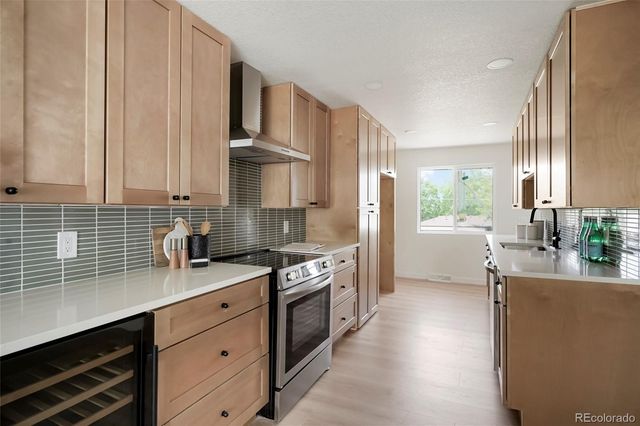 480 S Lewis Street, Lakewood, CO 80226