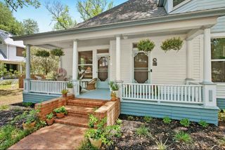 200 Garwood ST, Smithville, TX 78957