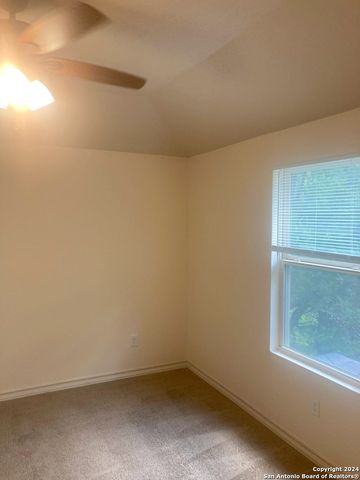 6942 Lakeview Dr Unit 101, San Antonio, TX 78244
