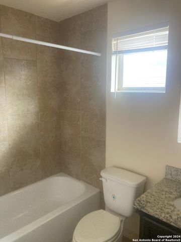 6942 Lakeview Dr Unit 101, San Antonio, TX 78244
