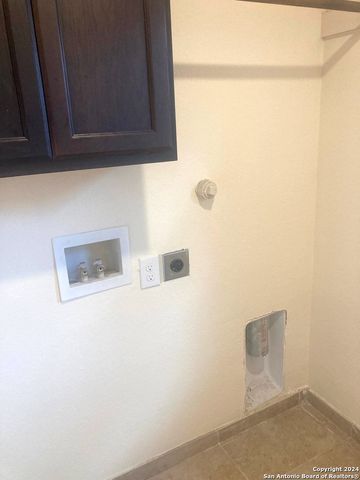 6942 Lakeview Dr Unit 101, San Antonio, TX 78244