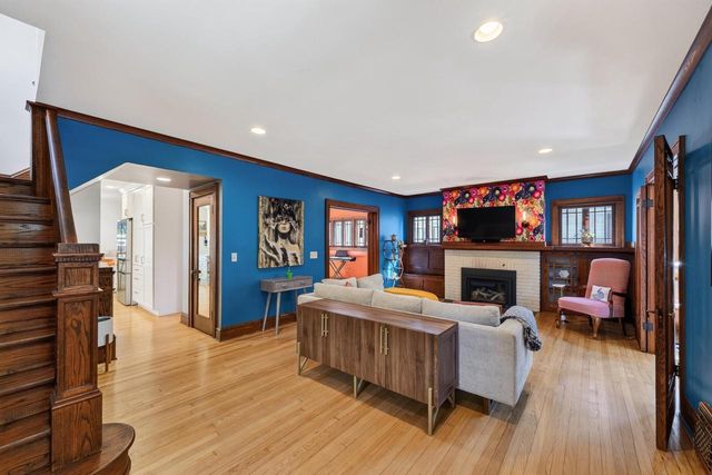 1233 E Johnson Street, Madison, WI 53703